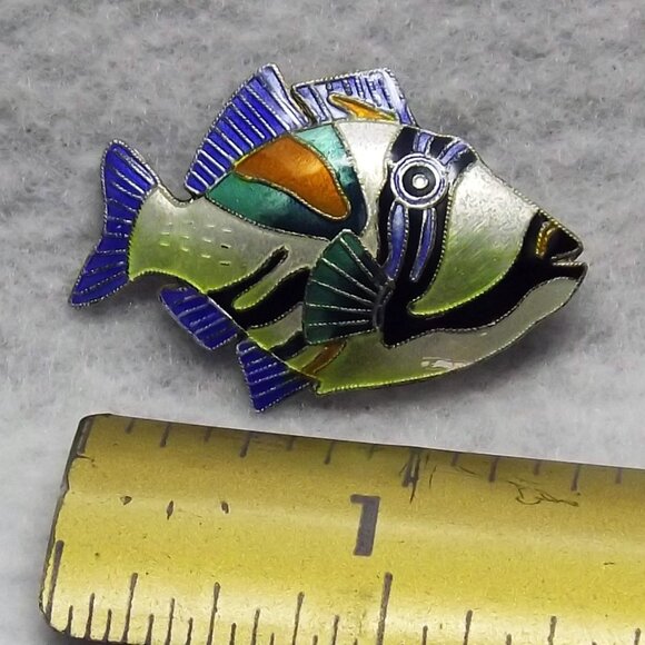 Triggerfish Enamel and Silver Brooch - Picture 3 of 4